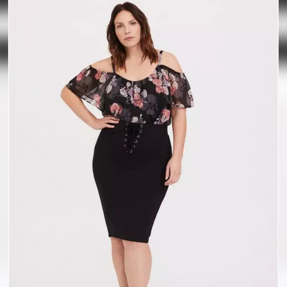 Torrid Black Premium Ponte Lace-Up Pencil Skirt Women's Black Size 2X/18-20